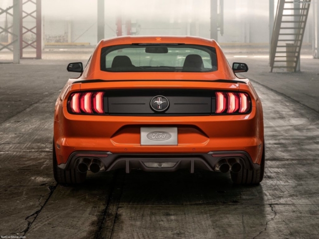 Mustang EcoBoost Performance Package al Salone di New York 2019