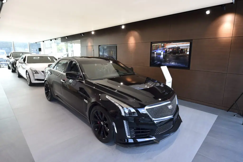 Aperto lo Showroom Cadillac a Zurigo