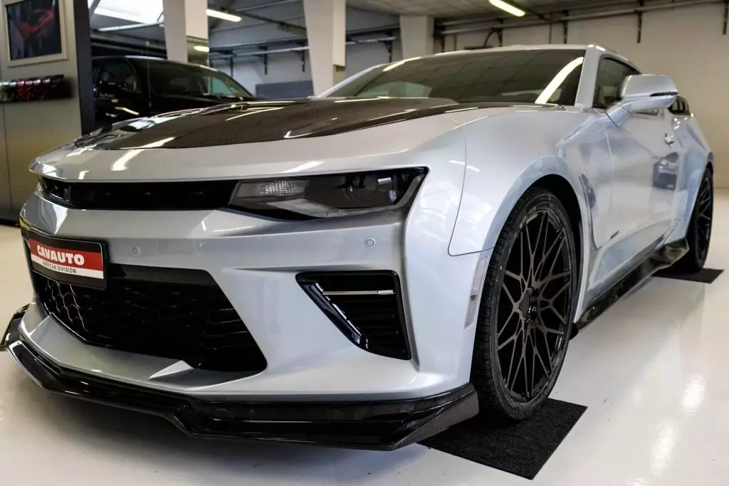 Camaro Carbon Pack