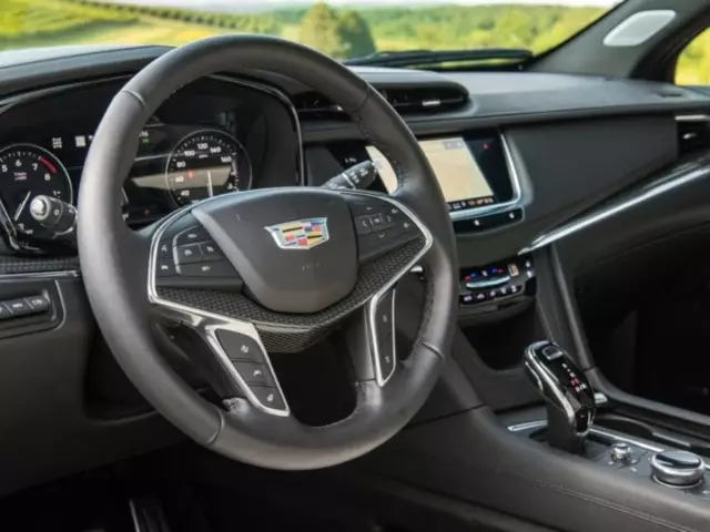 Cadillac XT5 2019: live il restyling del crossover