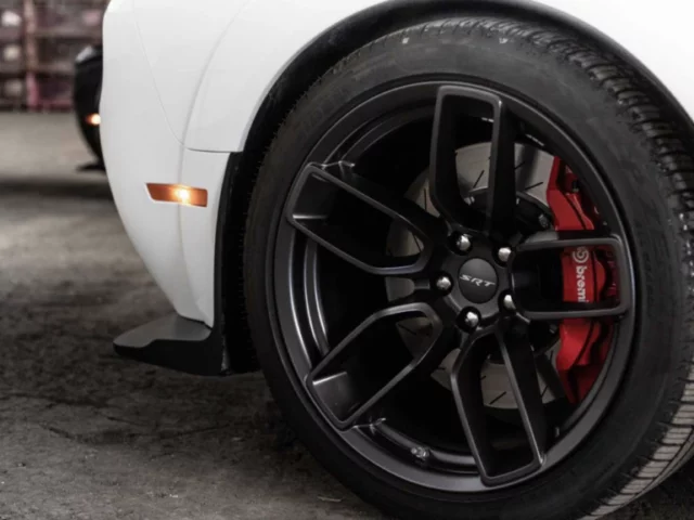 Dodge Challenger SRT Hellcat: 890 CV di potenza!