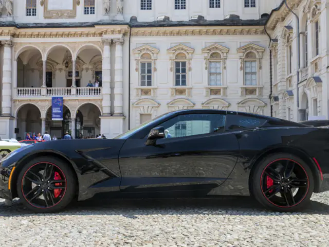 AL PARCO DEL VALENTINO IL GRUPPO CAVAUTO ESPONE LA CHEVROLET CORVETTE FINAL EDITION: L’ULTIMA DELLA SUA SPECIE