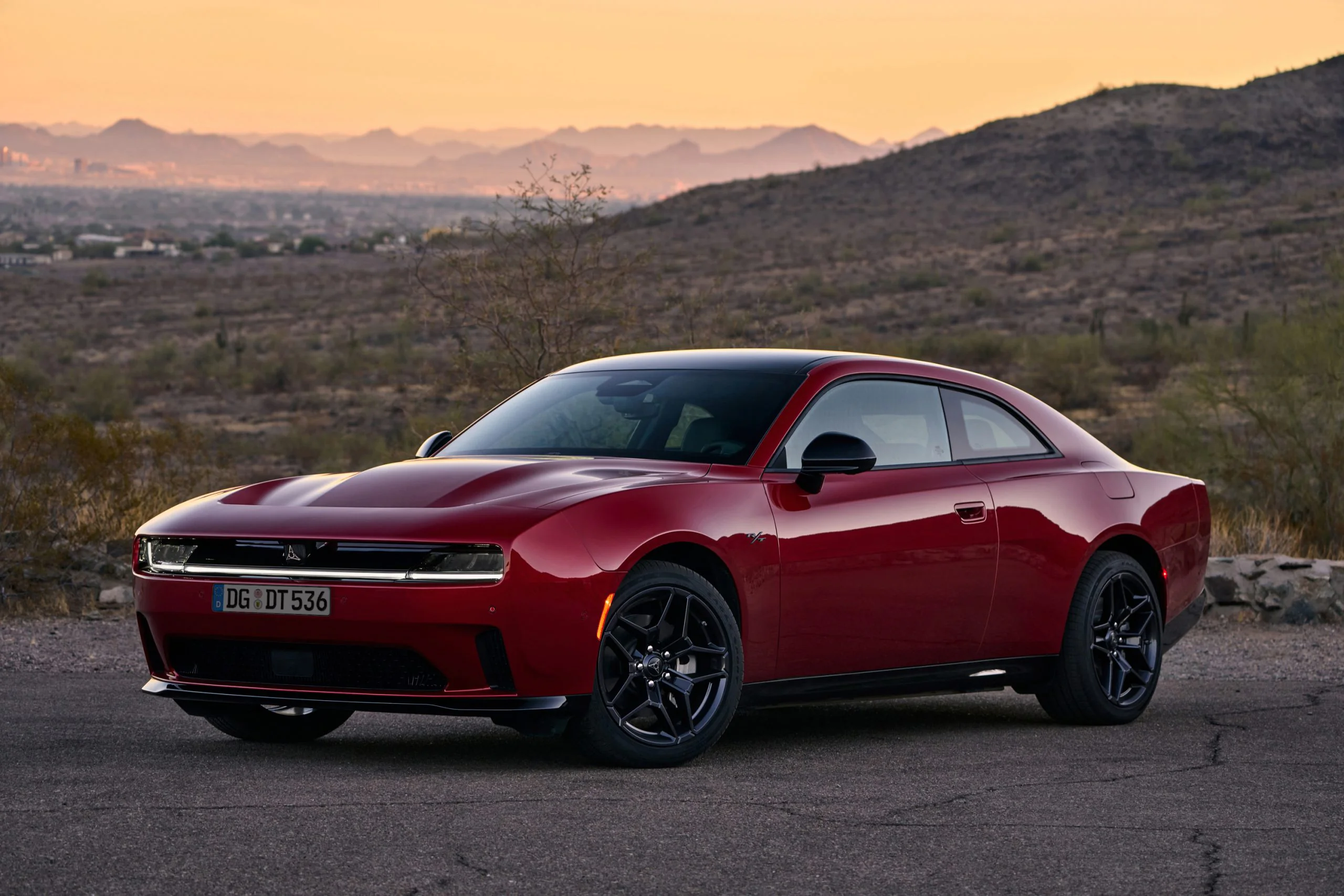 Dodge Charger 2026: il ritorno della leggendaria muscle car in Europa Dodge Charger 2026: il ritorno della leggendaria muscle car in Europa